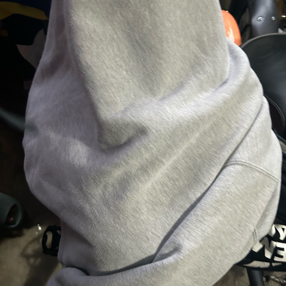 Taylor swift all too well hoodie size medium as is condtion - Picture 7 of 7